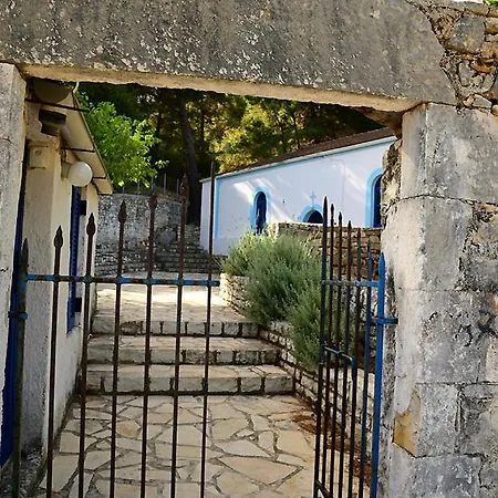Theodora * Κιόνι
