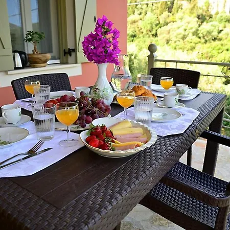 Holiday home Theodora *